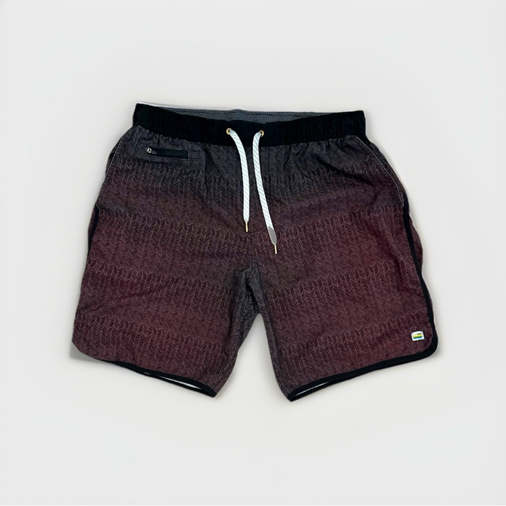 Vuori Men's Athletic Shorts - Black and Gray